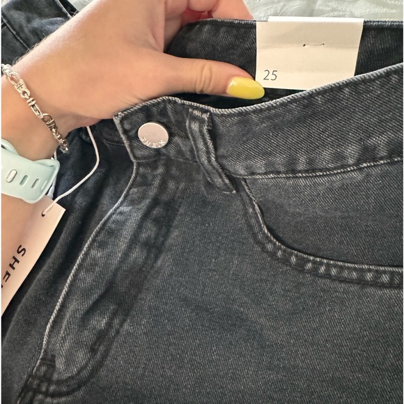 Shein Jeans - Picture 2 of 3